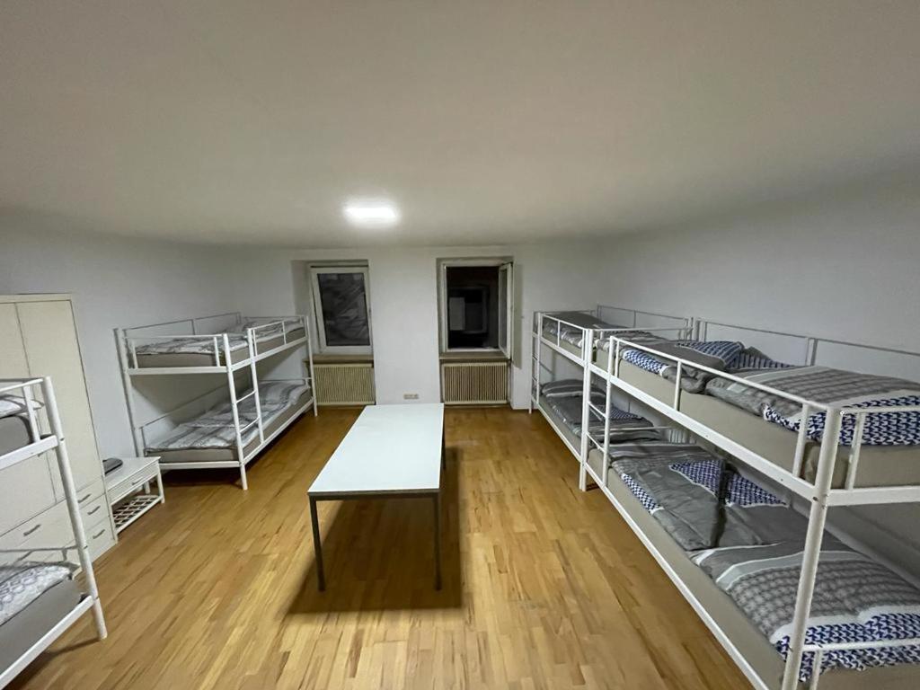 Апартаменти Schlaffburg Клостернойбурґ Екстер'єр фото
